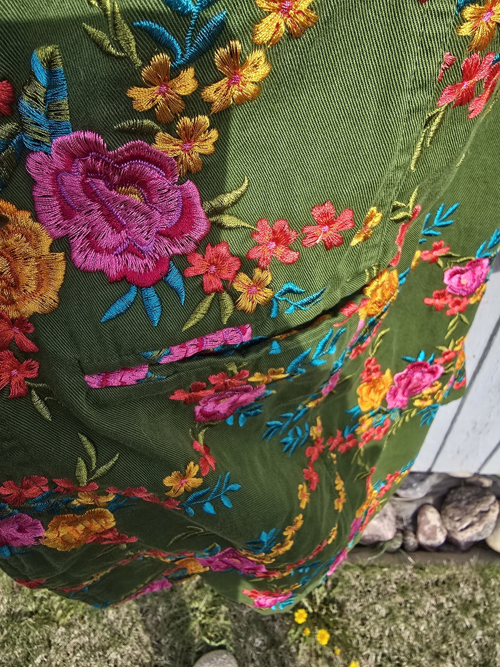 Johnny Was Olive Green Floral Embroidered Coat - Picture 3 of 3